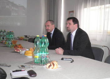 Ministr v chráněných dílnách