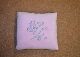 Polštář s výšivkou obrazec